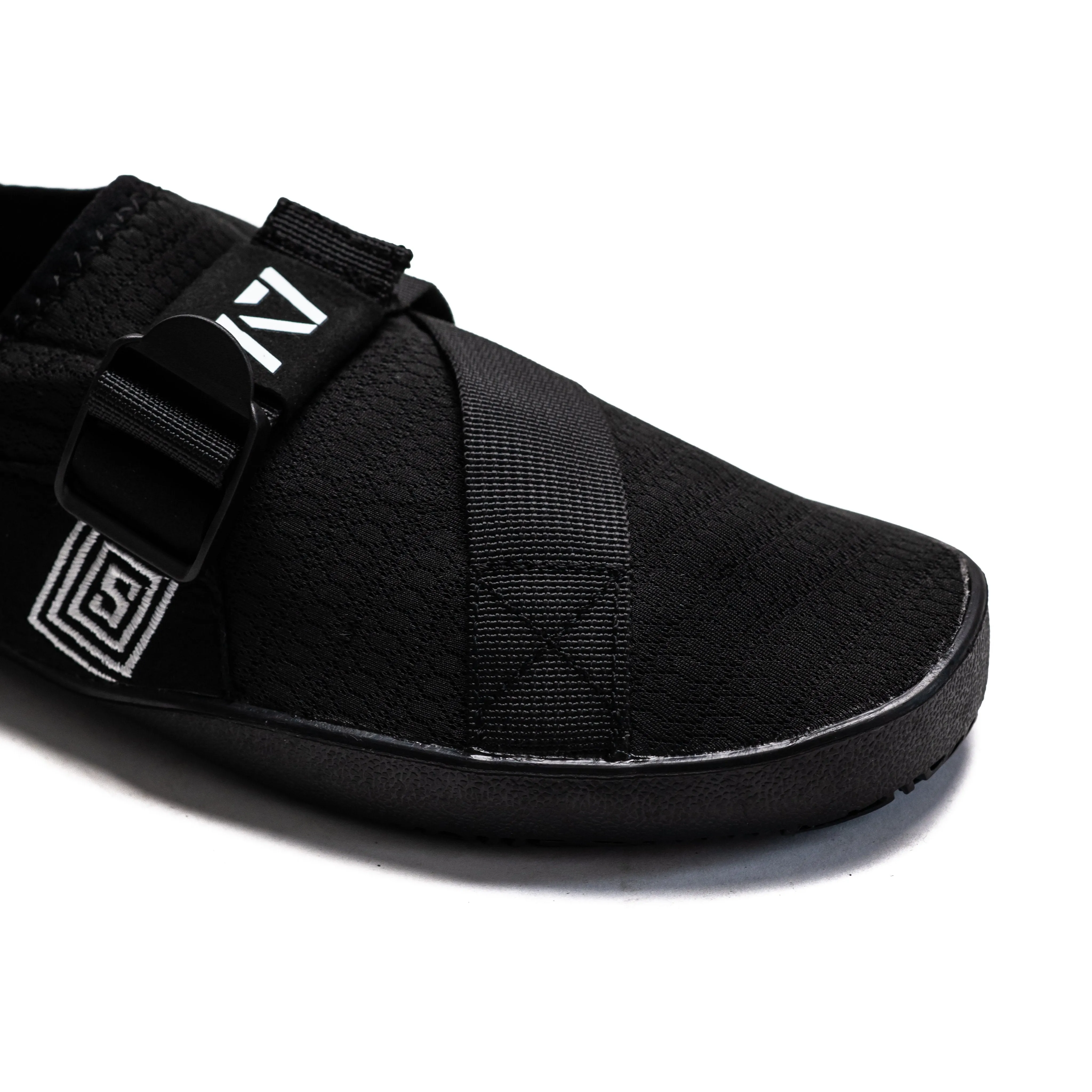 A7 Soul Sumo Slippers