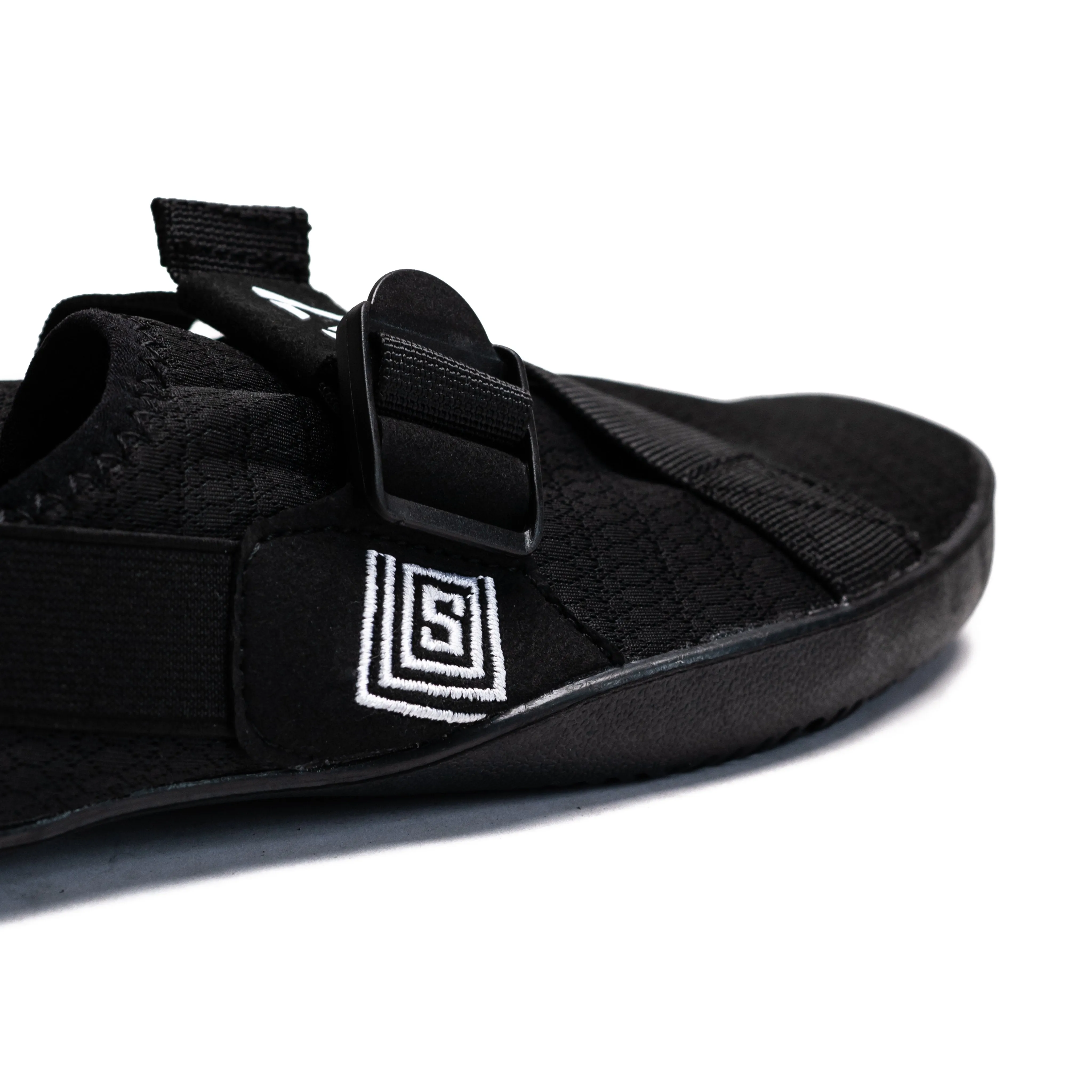 A7 Soul Sumo Slippers