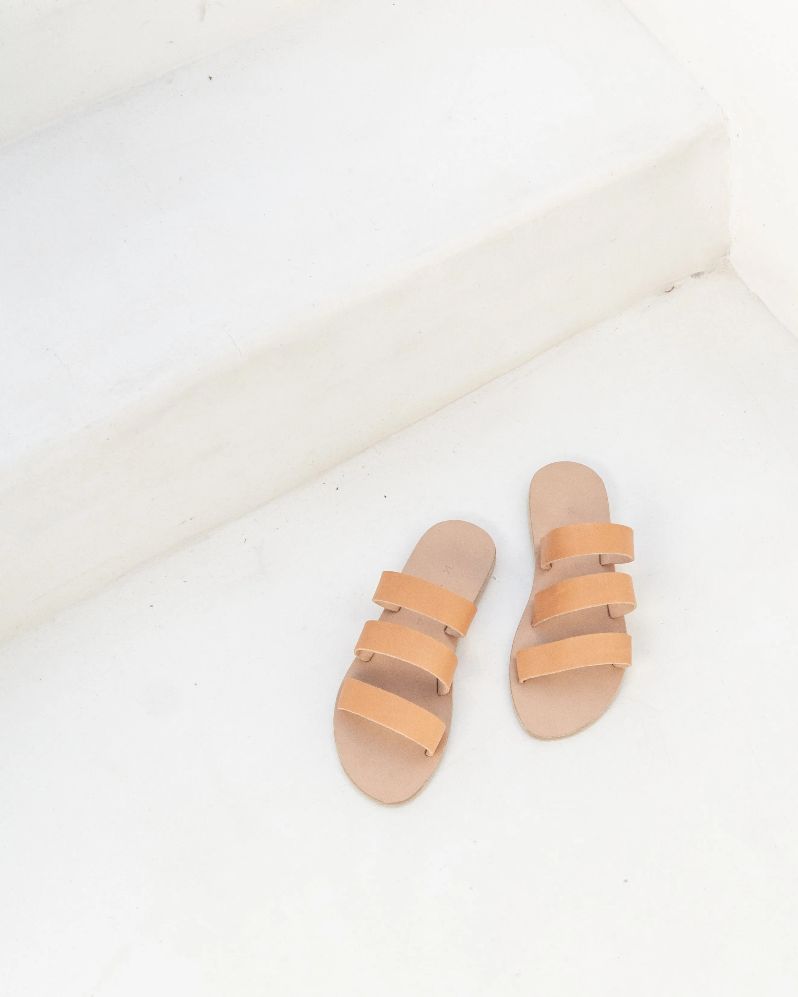 ANTIPAROS - NATURAL/TAN