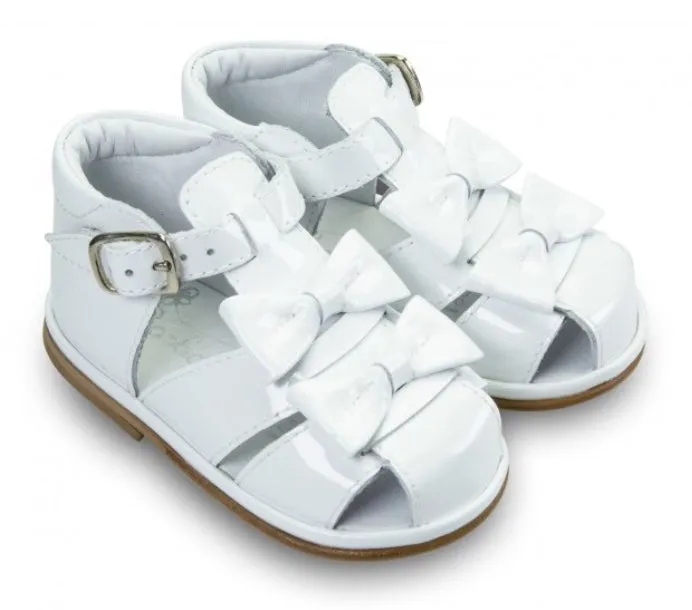 AW24 Borboleta White Patent Leather Dina Sandals