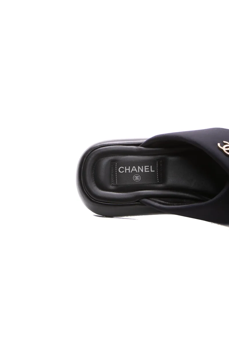 CC Neoprene Slide Sandals - Size 39