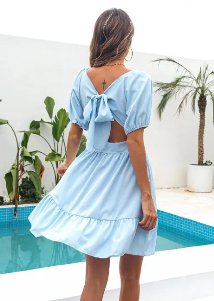 Charming Short Dress with Ruffle Hem