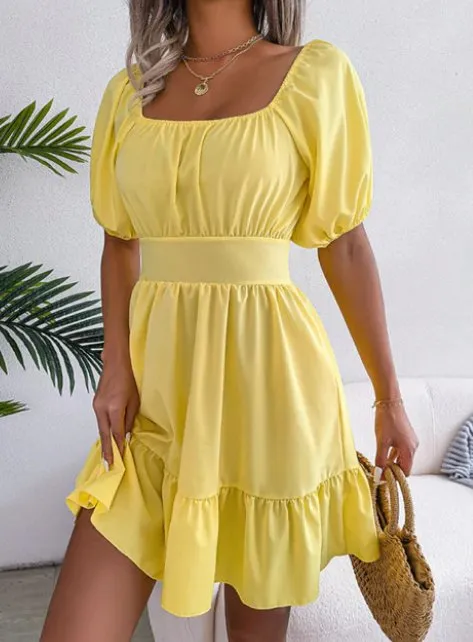 Charming Short Dress with Ruffle Hem