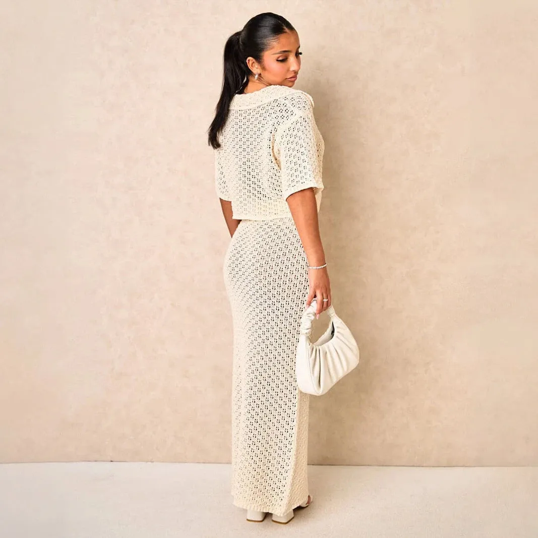 Crochet Two-Piece Set: Chic Summer Style