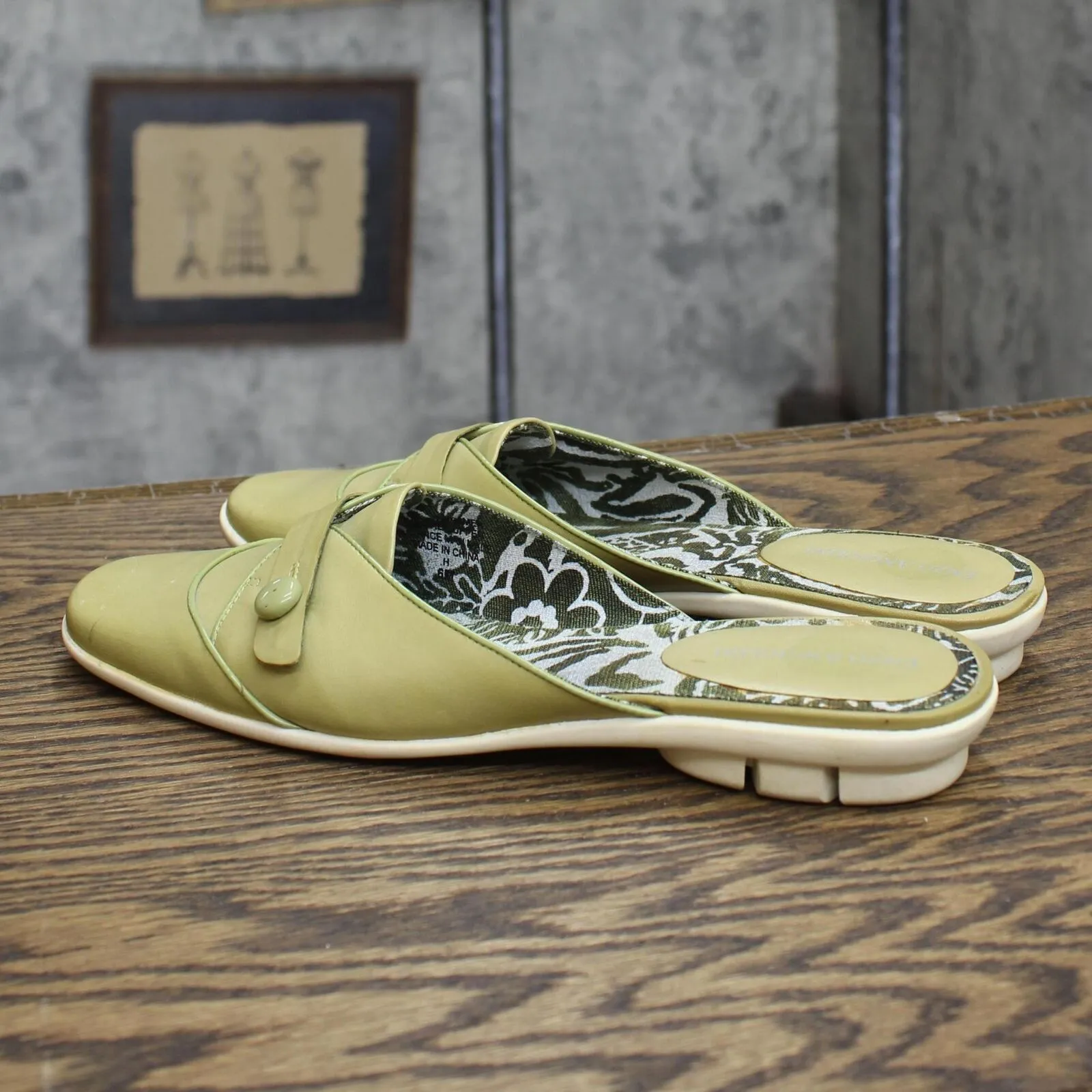 Enzo Angiolini Womens Vintage Slip On Sandals 1673fb373beee1 Green 6M