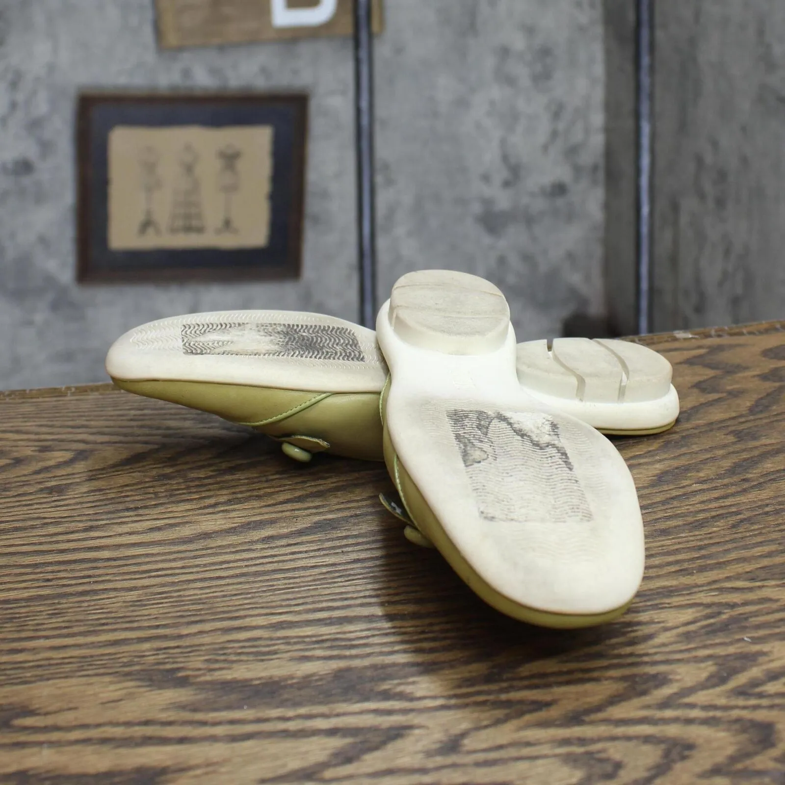 Enzo Angiolini Womens Vintage Slip On Sandals 1673fb373beee1 Green 6M
