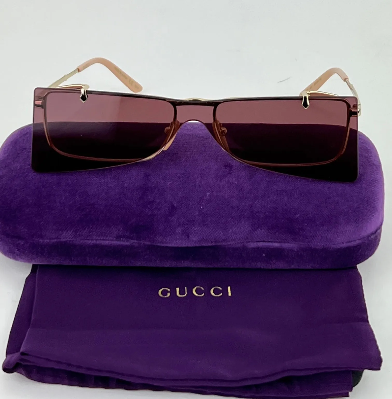 Gucci Flip-Up Sunglasses Rectangle Red Gold frames GG0363S 002 56