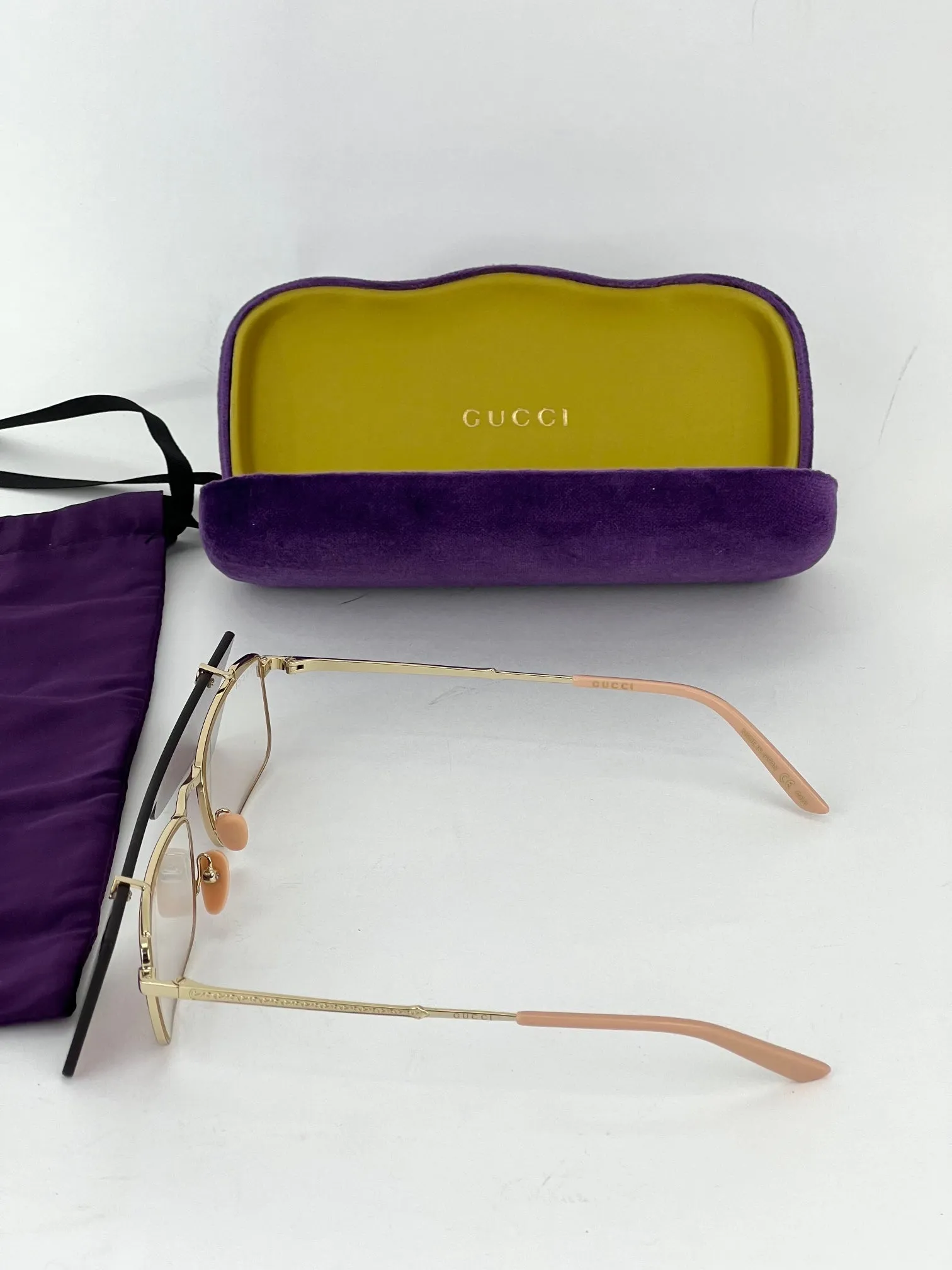 Gucci Flip-Up Sunglasses Rectangle Red Gold frames GG0363S 002 56