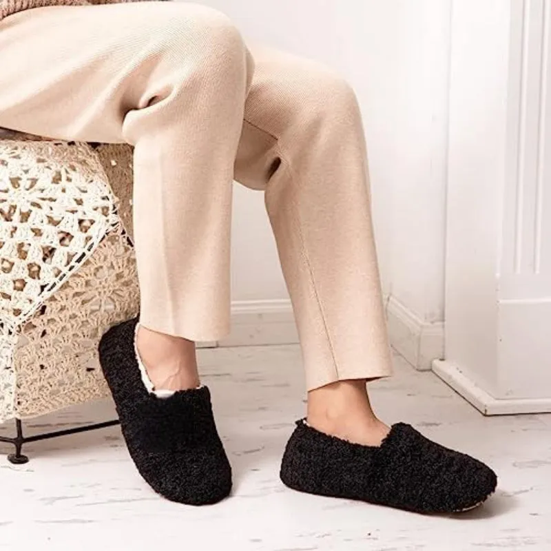 Lightweight Slipon Fuzzy Slippers
