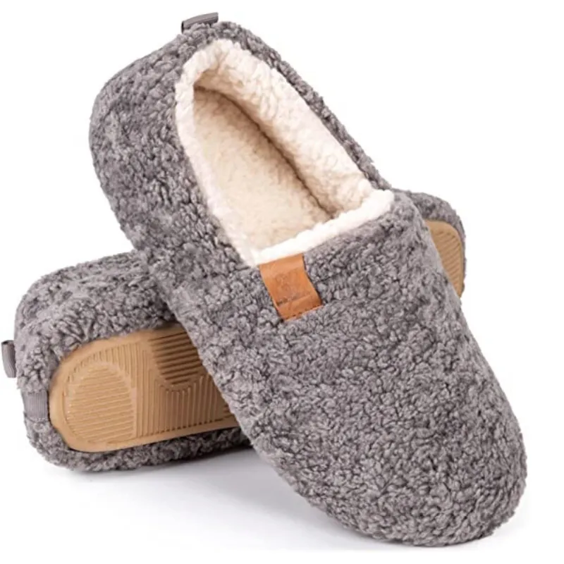 Lightweight Slipon Fuzzy Slippers