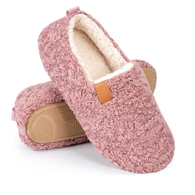 Lightweight Slipon Fuzzy Slippers