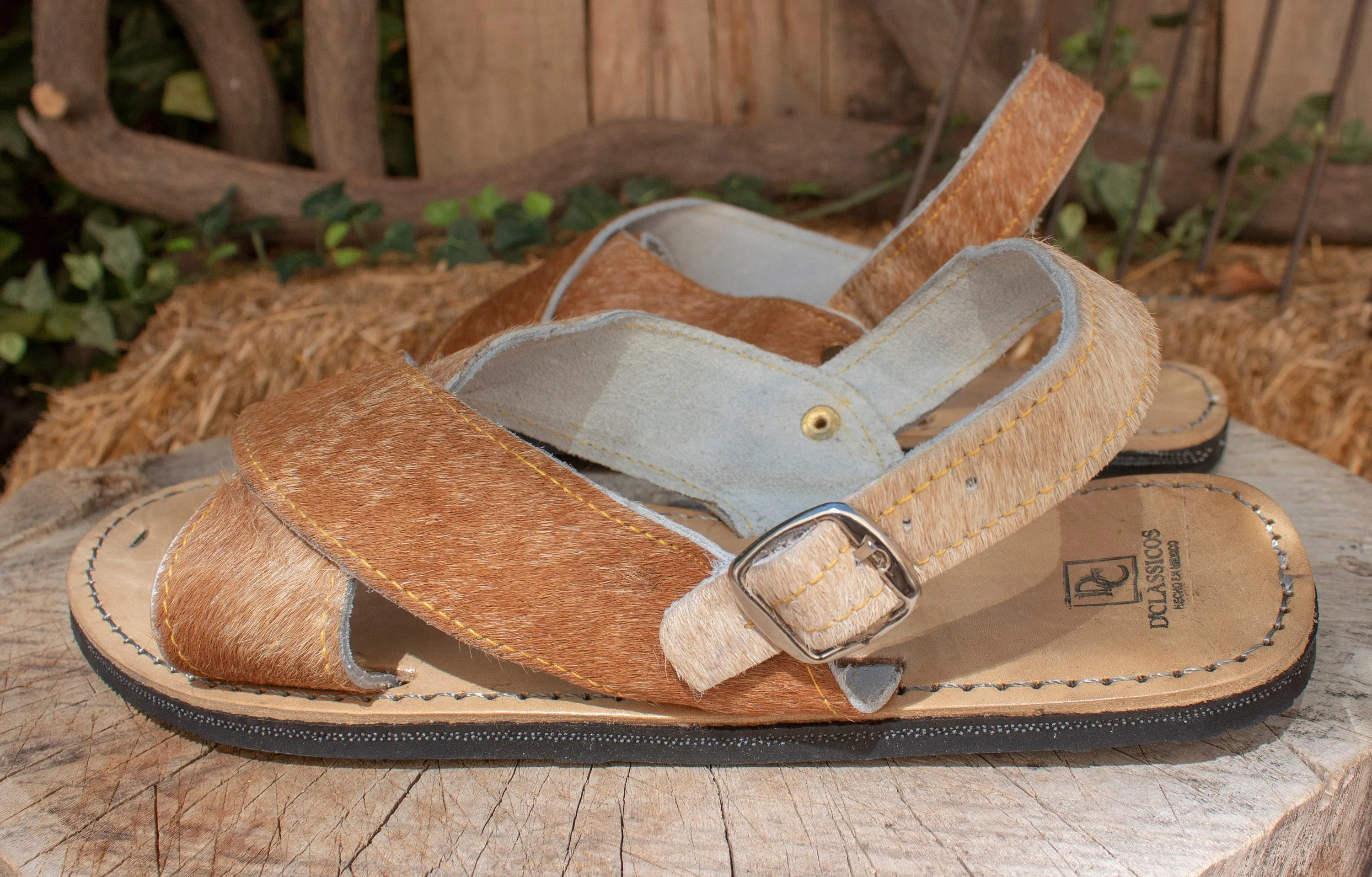 MENS LEATHER 2 strap brown COWHAIR mexican sandals with tire sole Size 9 Huarache pelo de vaca