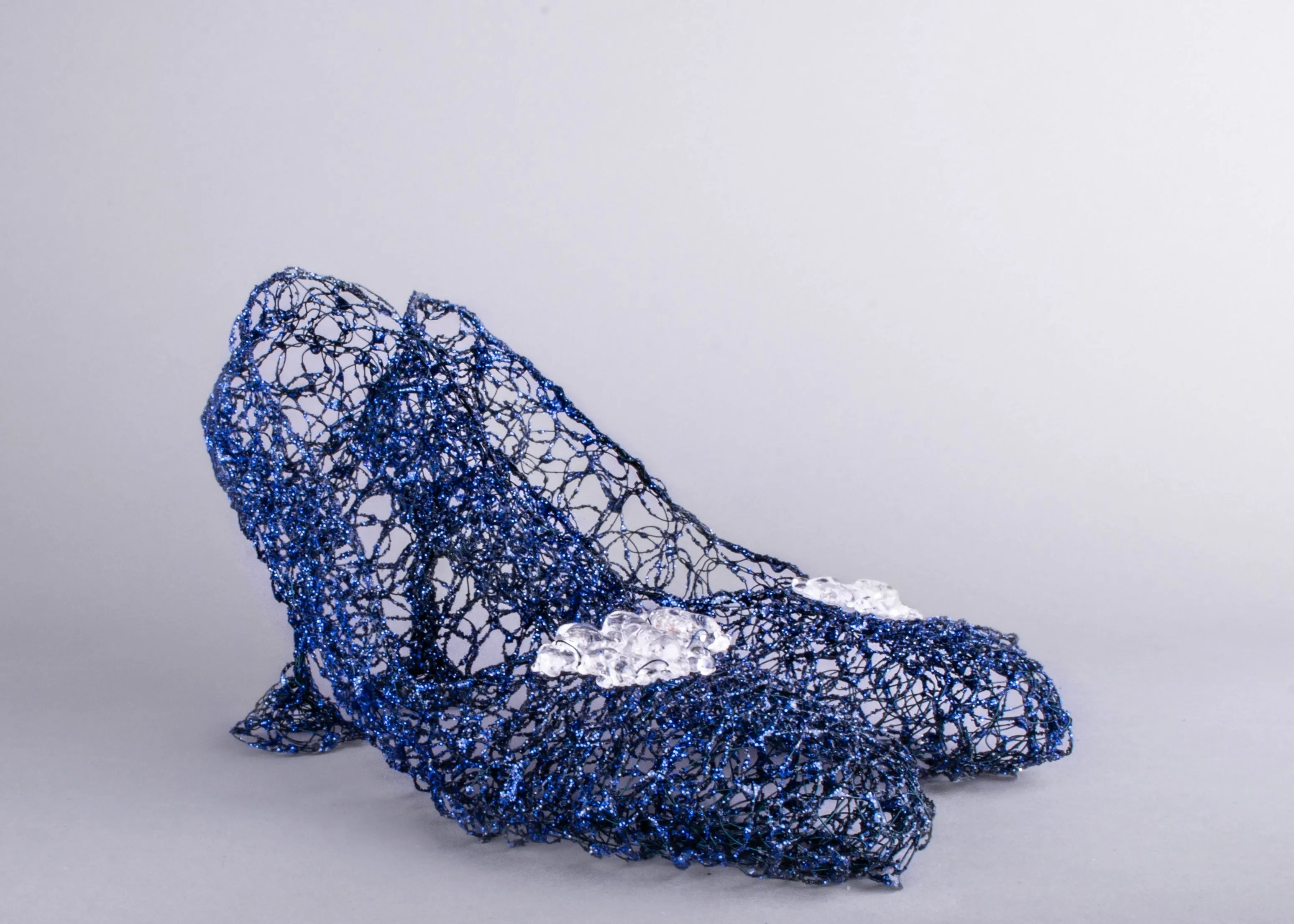 Metallic Blue Wire Slippers Sculpture ~ Caeruleum Cypripedium Parviflorum (Blue Slipper)