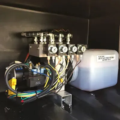Redfoot Hydraulic Flip Levelling System with Remote for Caravans