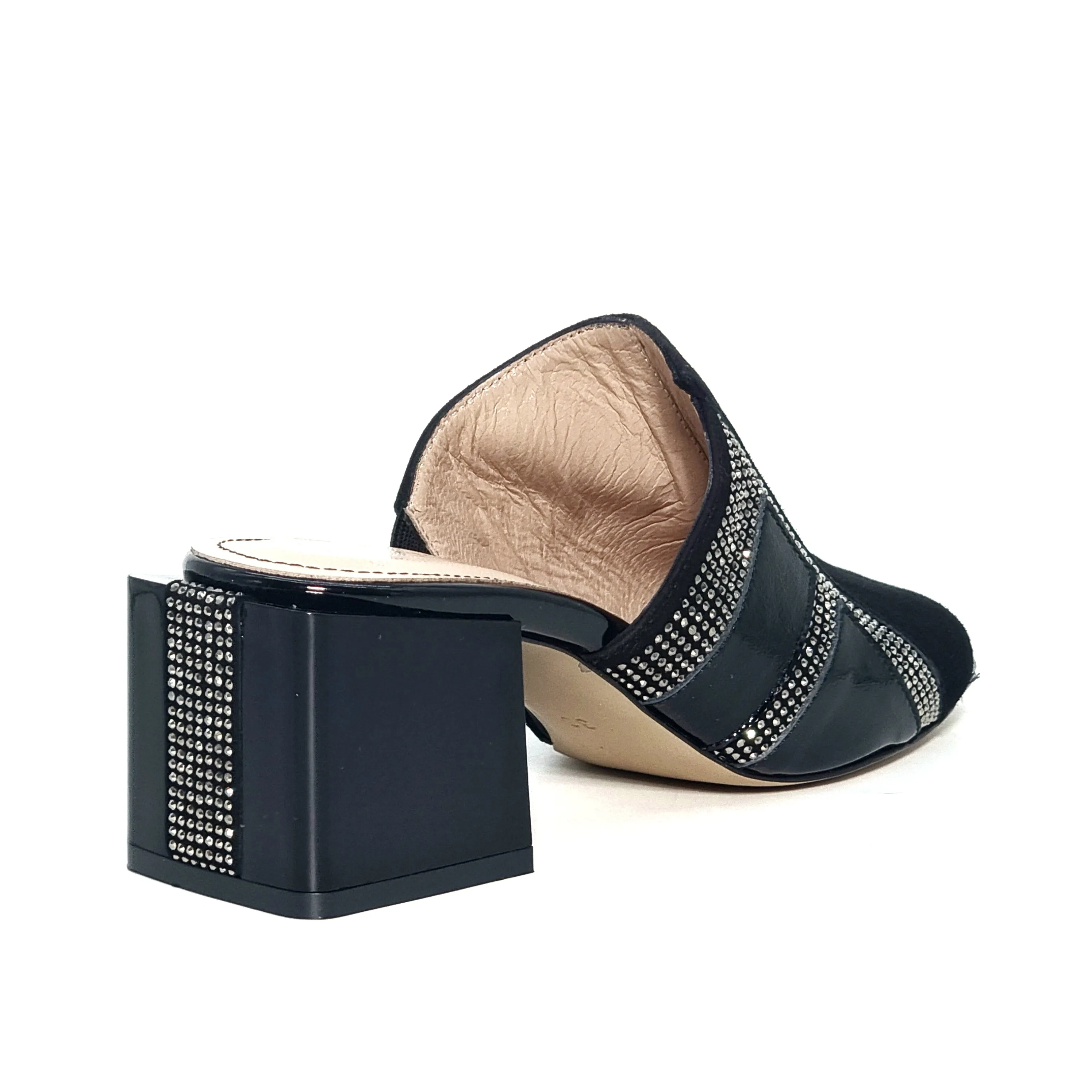 Slip-On Sandals - 5479