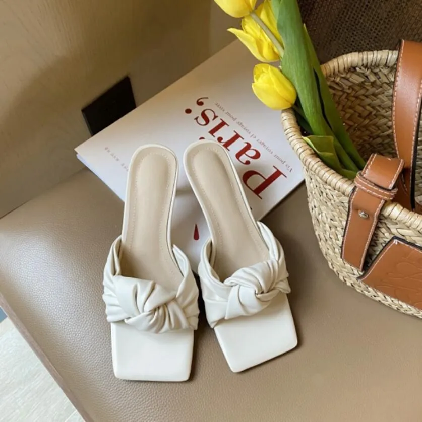 Small Square Toe Slip On Mid Heels GS177