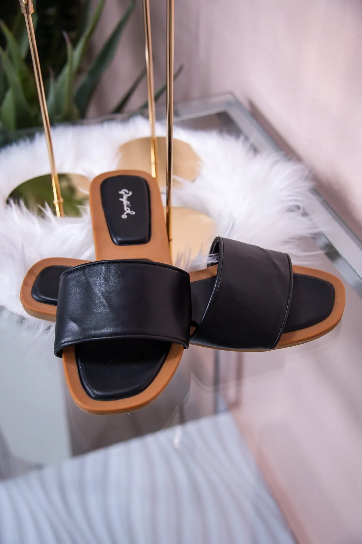 Somewhere Sunny Black Slip-On Sandals - SHO2565BK