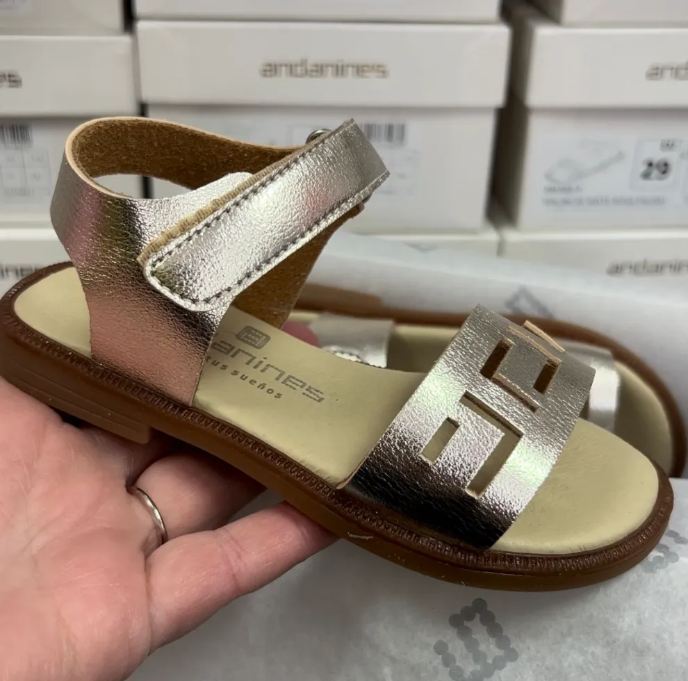 SS24 Andanines Gold Metallic Leather Sandals