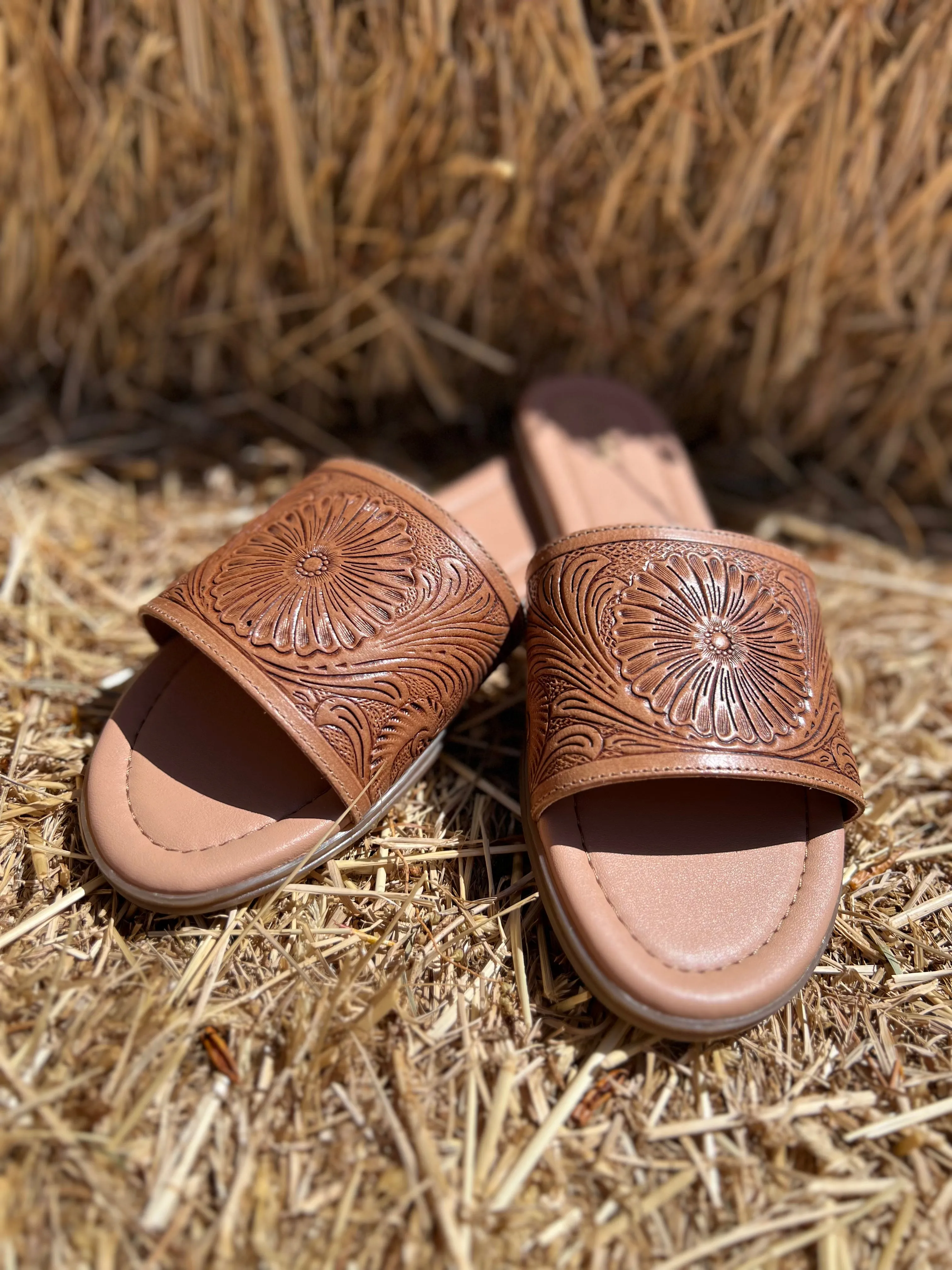 The Willow Sandal