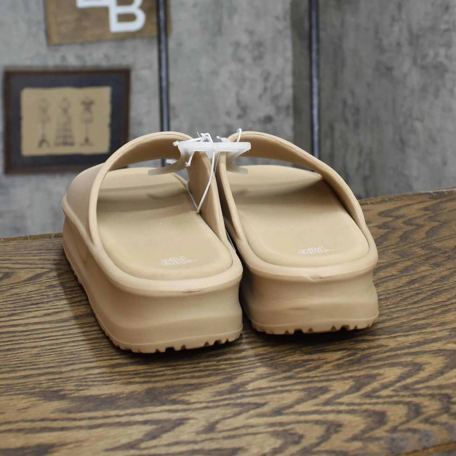 Wild Fable Womens Laney EVA Platform Sandals 89258971 Tan Brown 10